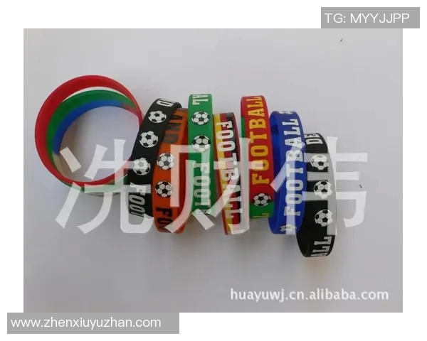 追随足球明星的脚步揭秘同款手饰背后的时尚魅力与个性风格