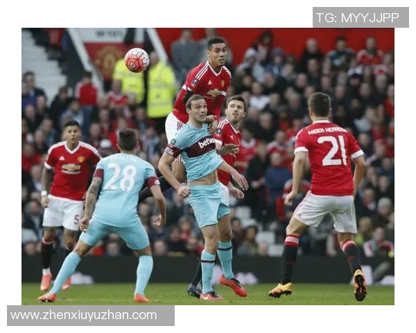 AC米兰与曼彻斯特联激战正酣谁将赢得这场巅峰对决